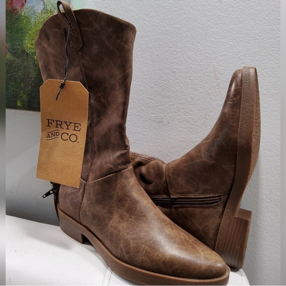 NWT FRY BROWN SIDE ZIP POINTES TOE COWBOY BOOTS